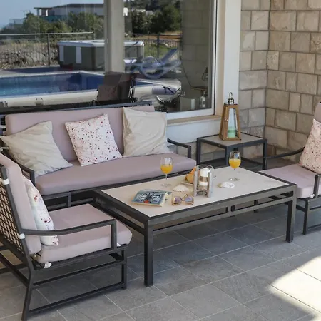 Luxury Violeta With Stunning Sea View And Pool