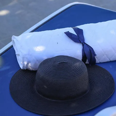 빌라 Luxury Violeta With Stunning Sea View And Pool Ivanica